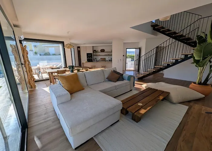 Caparica Sun & Serenity Villa *