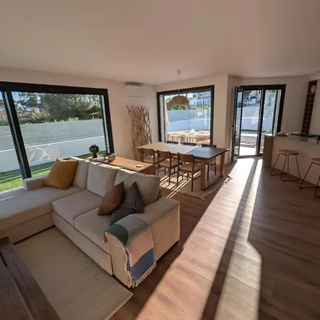 Villa Caparica Sun & Serenity *