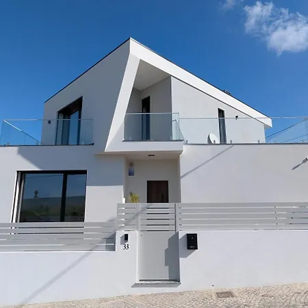 Вилла Caparica Sun & Serenity *