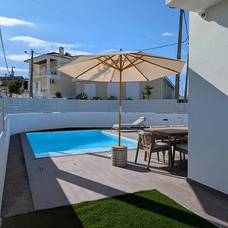 Вилла Caparica Sun & Serenity *
